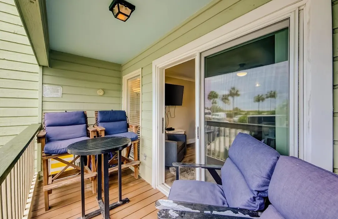 Sea Cabin 121-B-1