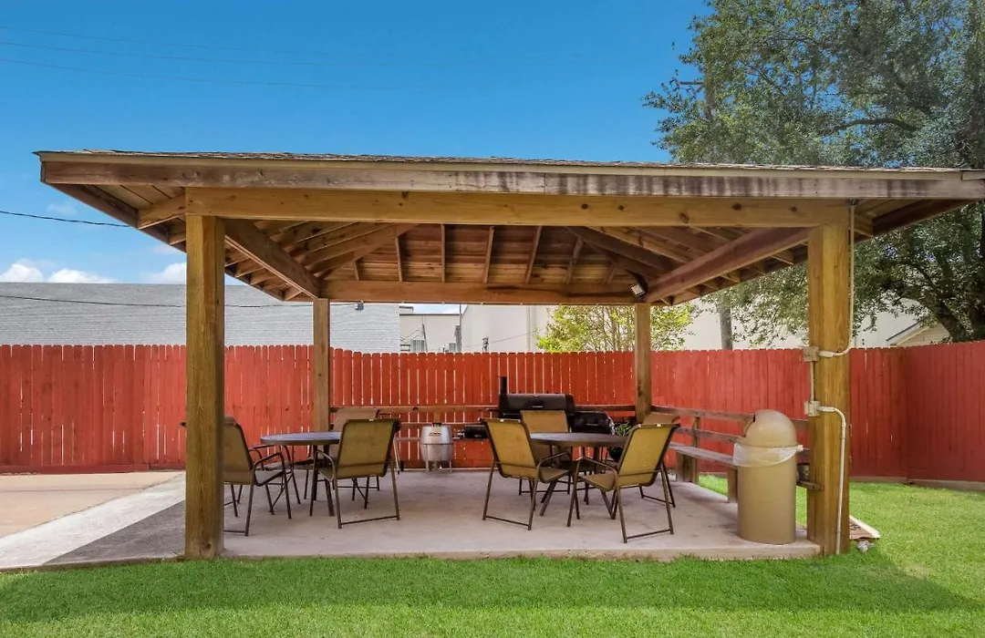 Quality Inn Baytown - Houston East-1