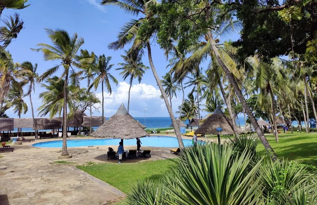 Cocoa Luxury Resort, Nyali, Mombasa-1