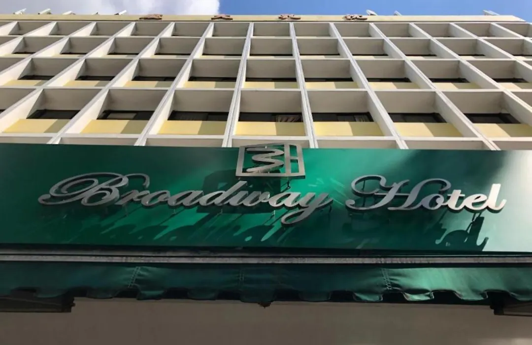 L Hotel At Broadway-1
