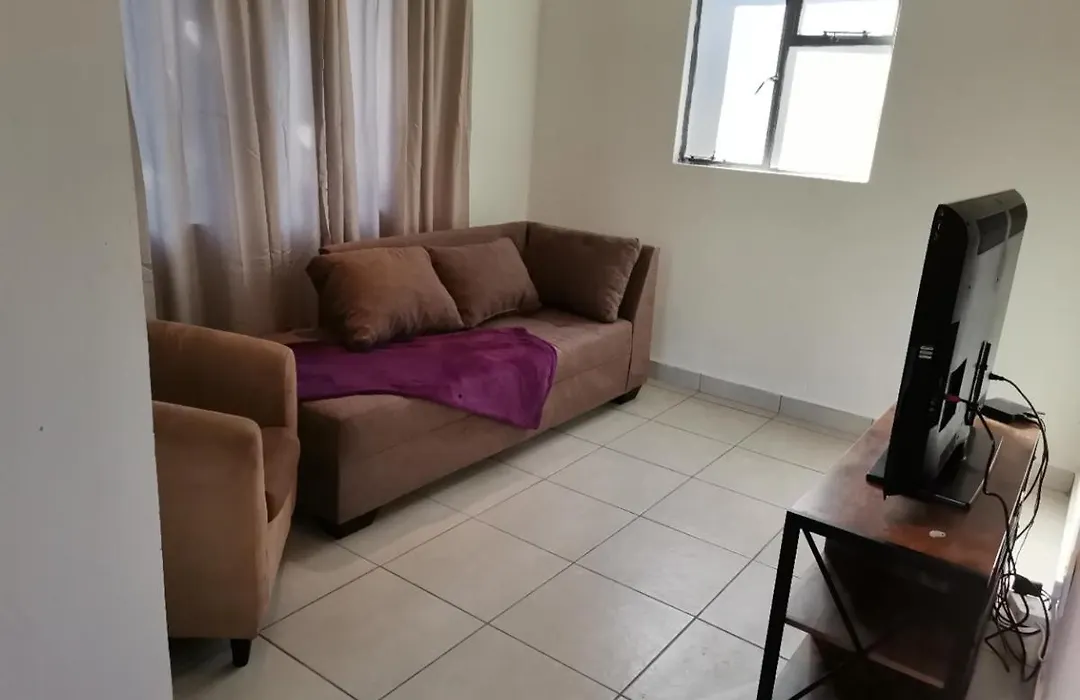 Ultra House selfcatering-1