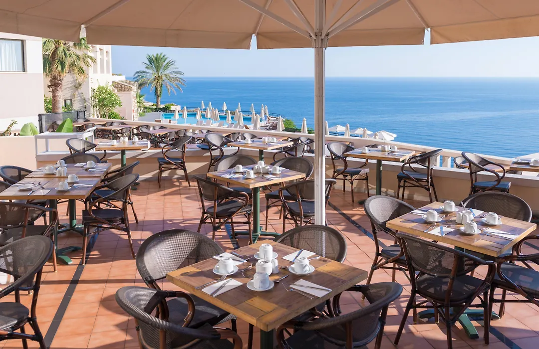 Athina Palace Resort & Spa-1