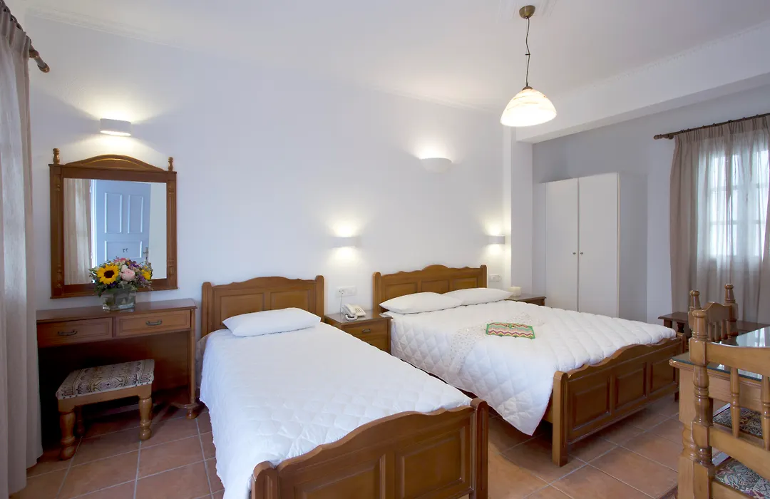 Alexandra Hotel-1