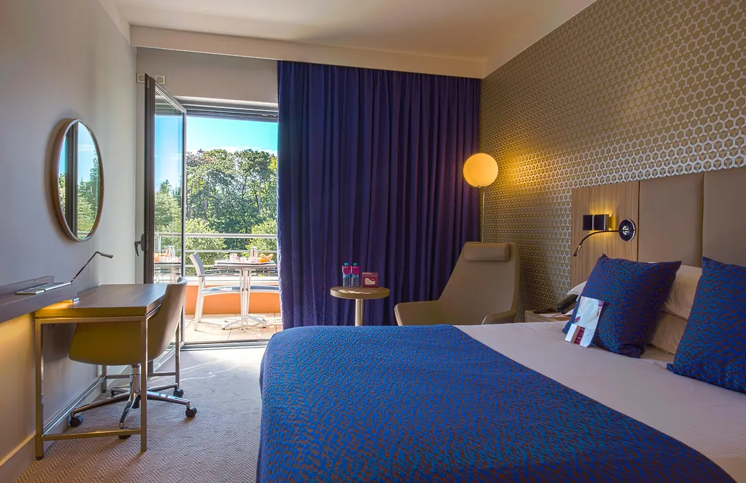 Crowne Plaza Lyon - Cite Internationale-1