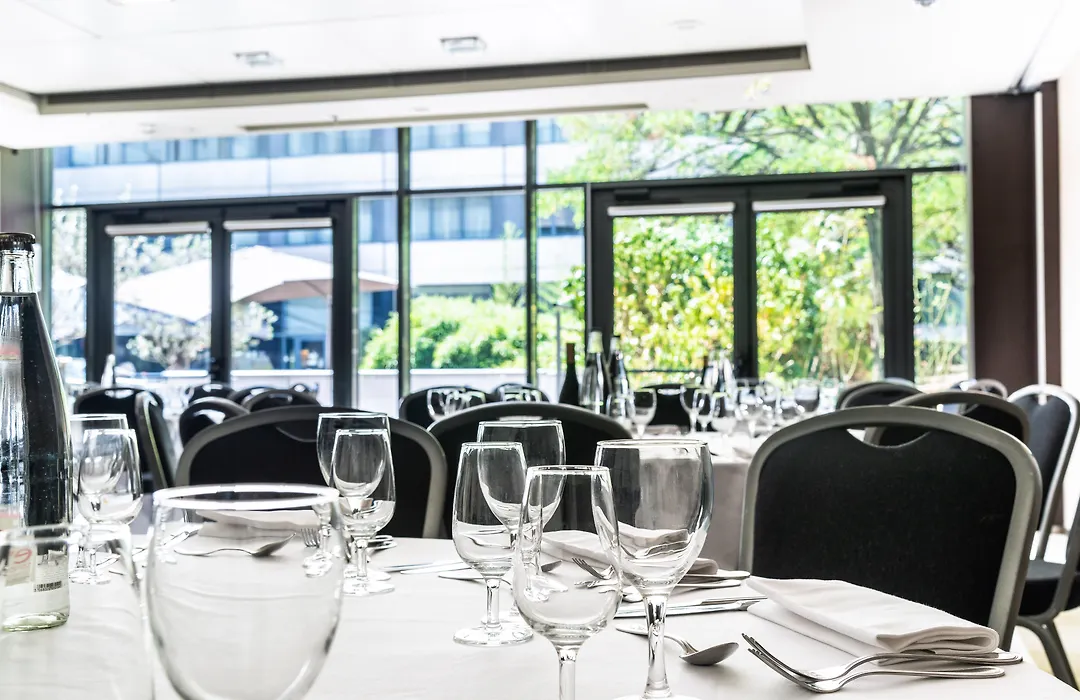 Crowne Plaza Paris - Neuilly, An Ihg Hotel-1