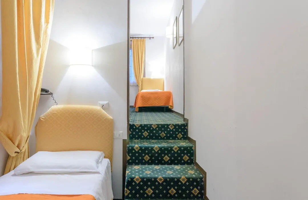 Hotel Rex-1