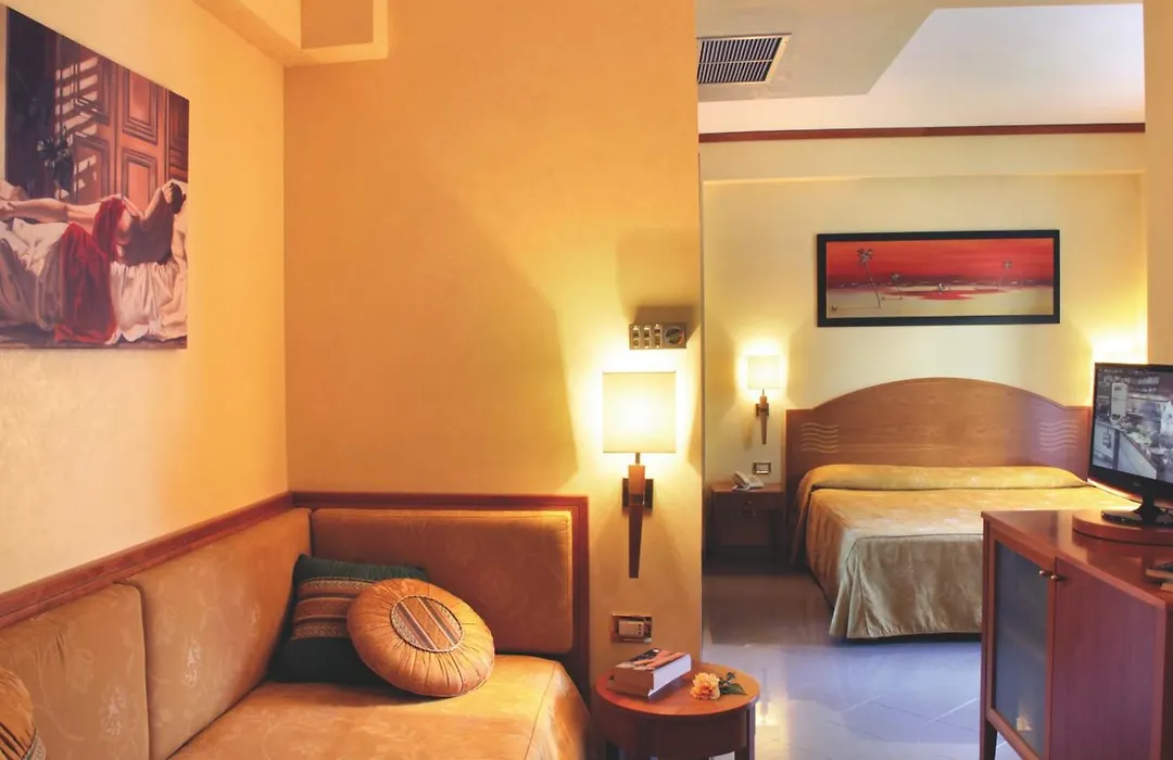 Hotel Tirreno-1