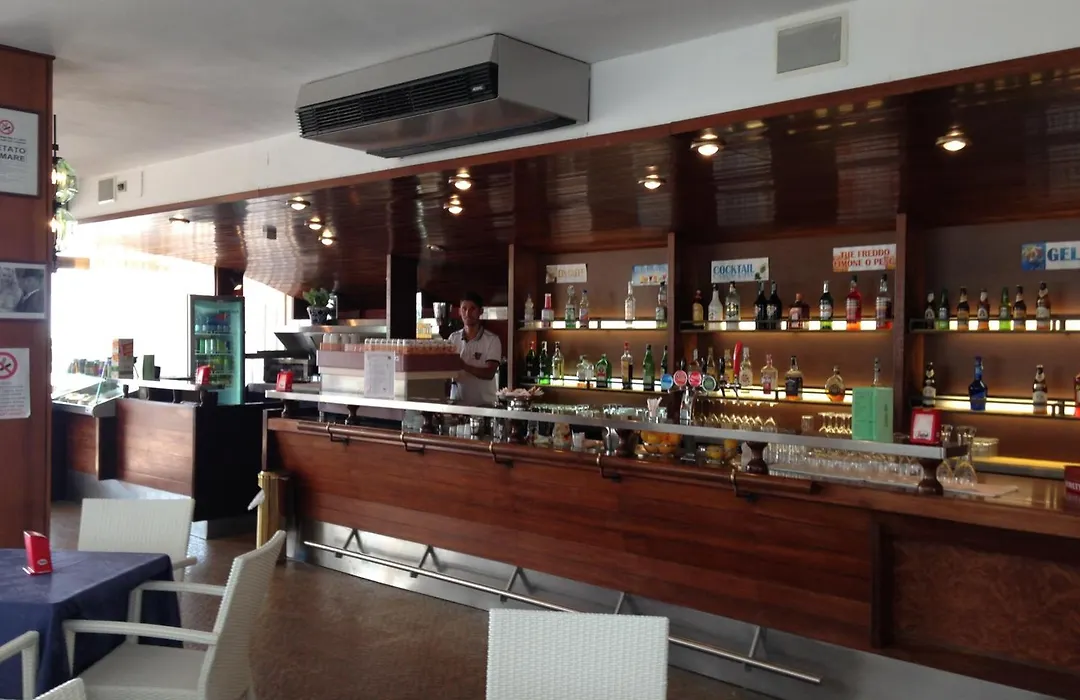 Hotel Heron-1