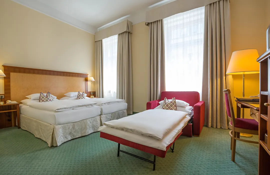Hotel Kaiserhof Wien-1