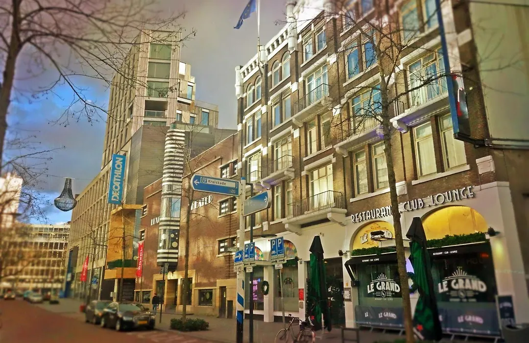 Grand Hotel Central-1