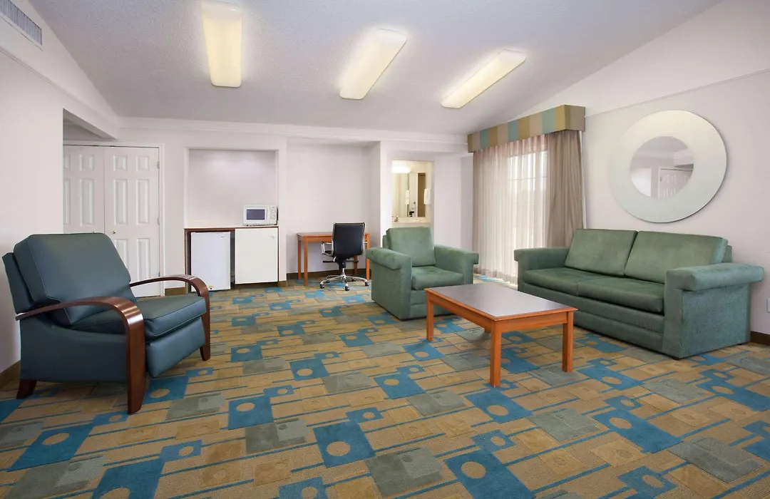 La Quinta Inn By Wyndham Denver Central-1