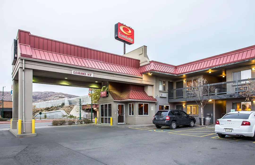 Econo Lodge Downtown-1