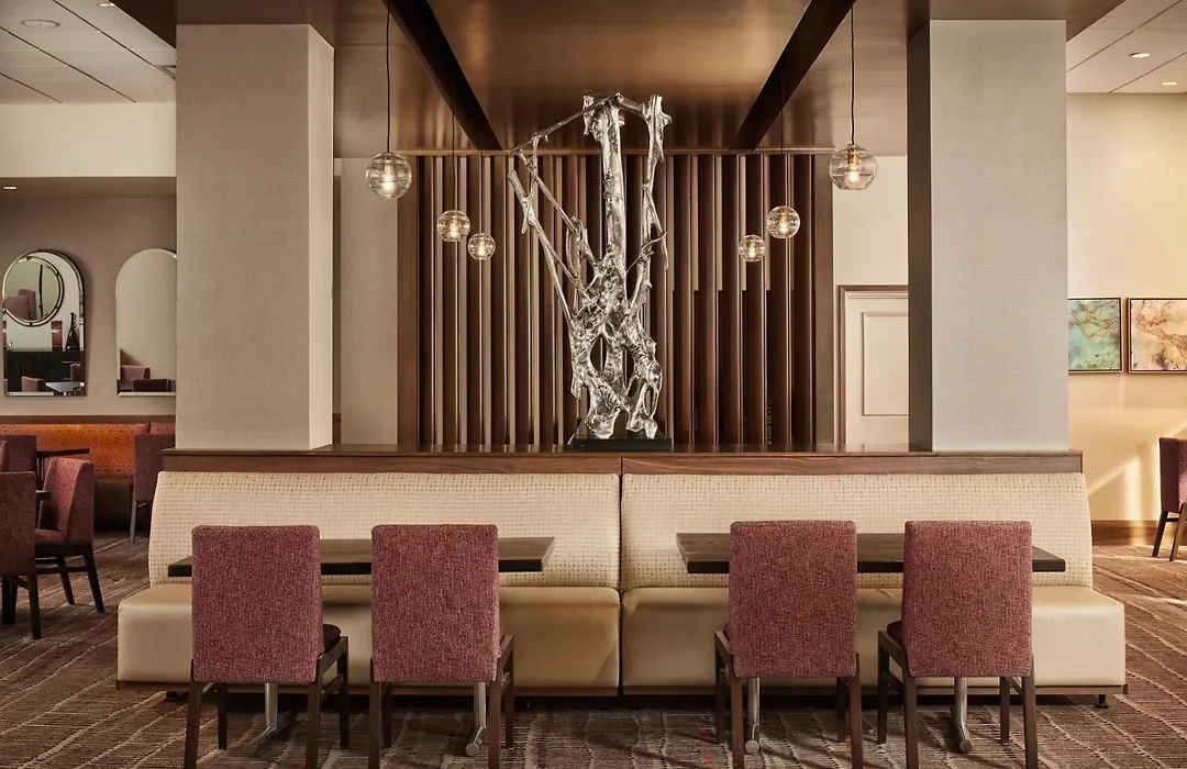 Crowne Plaza Dallas Market Ctr - Love Field, An Ihg Hotel-1