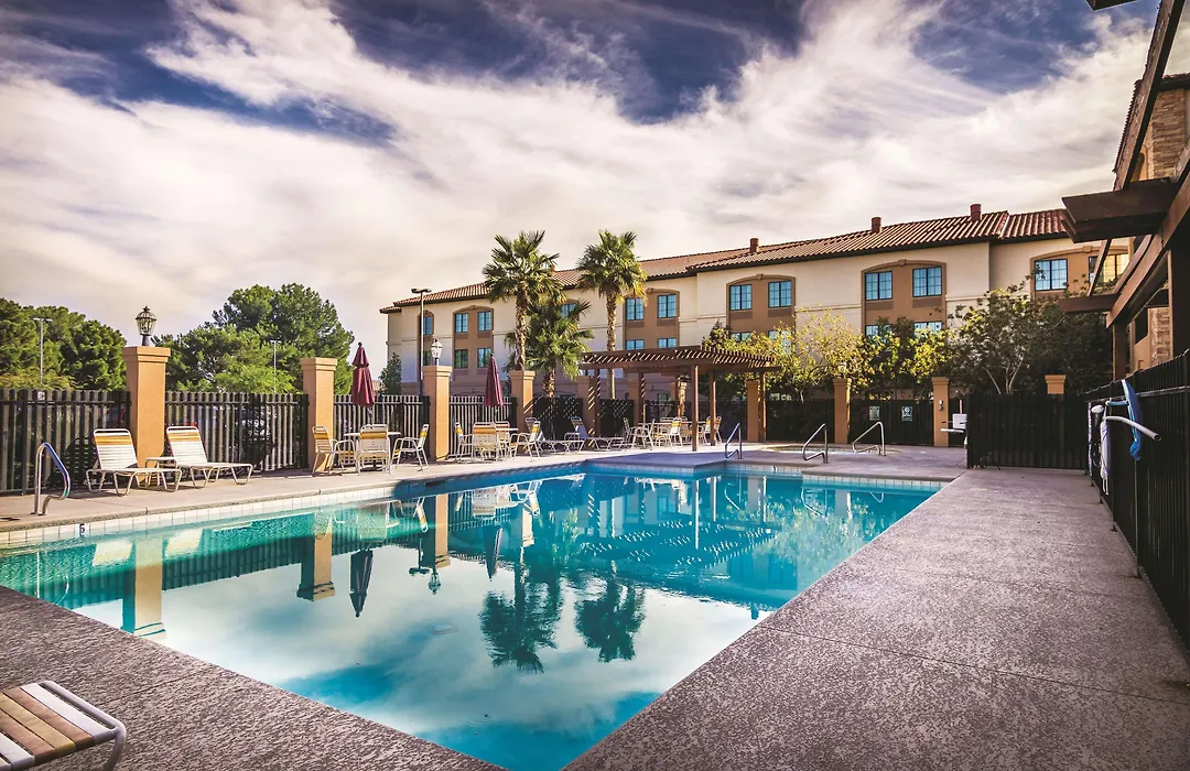 La Quinta By Wyndham Las Vegas Airport South-1