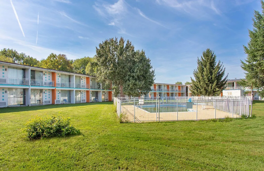 Howard Johnson By Wyndham Harrisburg-1