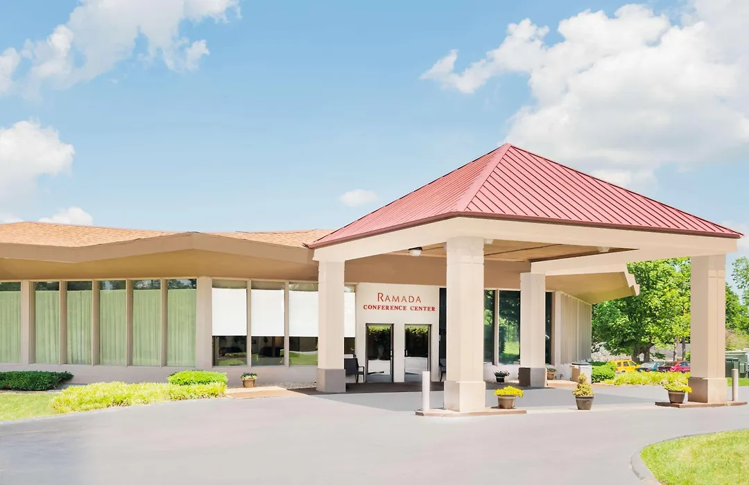 Ramada By Wyndham Lexington North Hotel & Conference Center-1