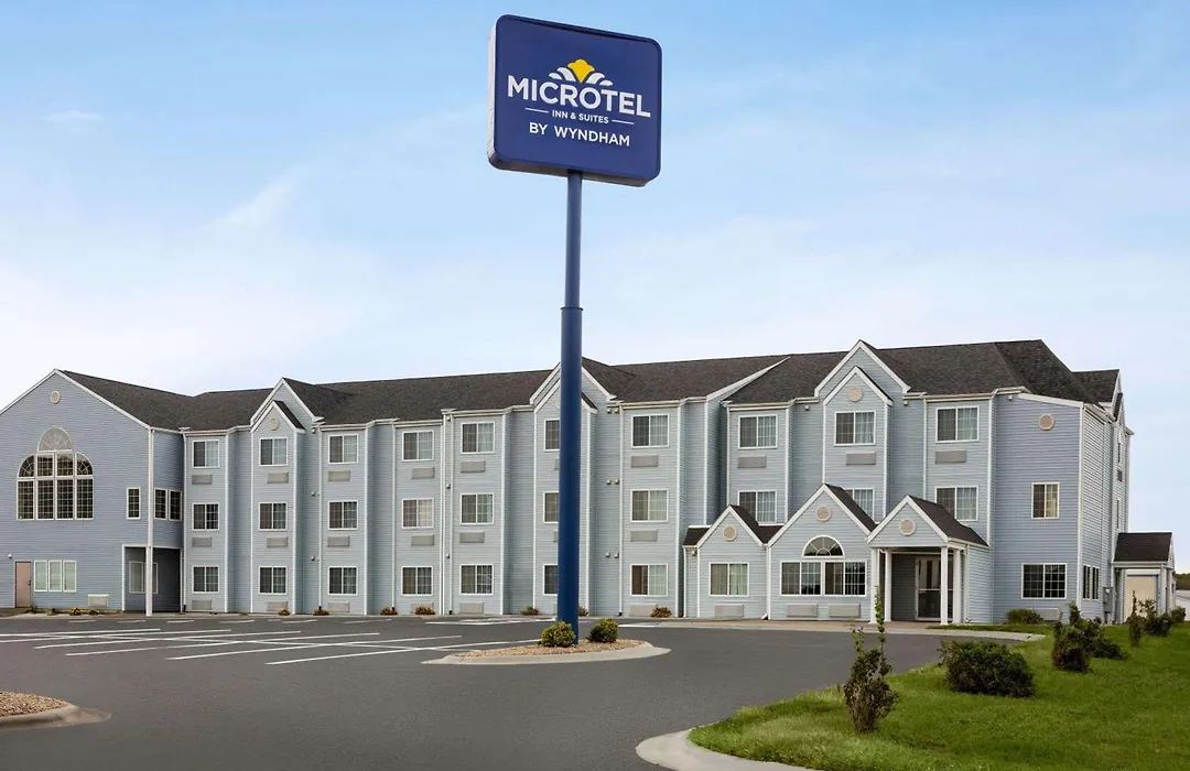 Microtel Inn & Suites Lincoln-1