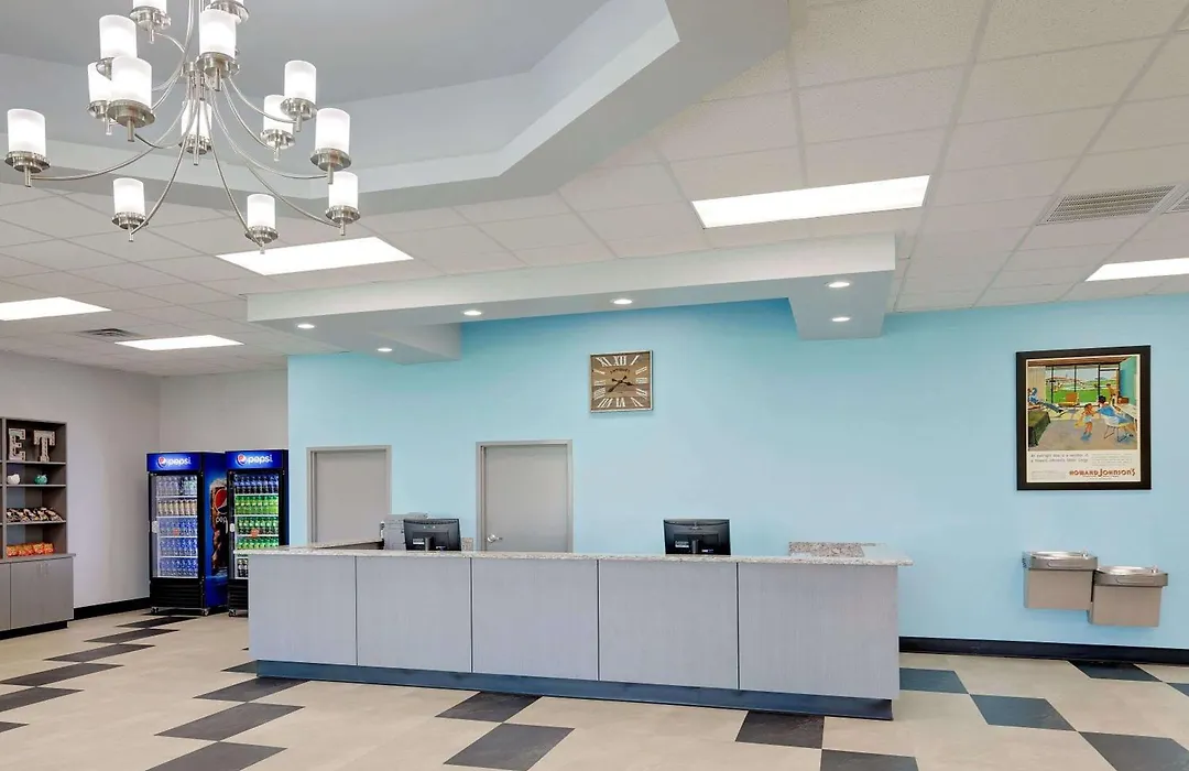 Howard Johnson By Wyndham Florence-1