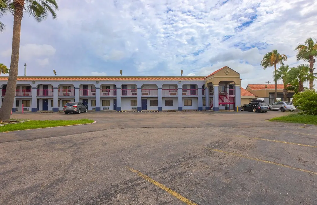 Coastal Inn Corpus Christi-1