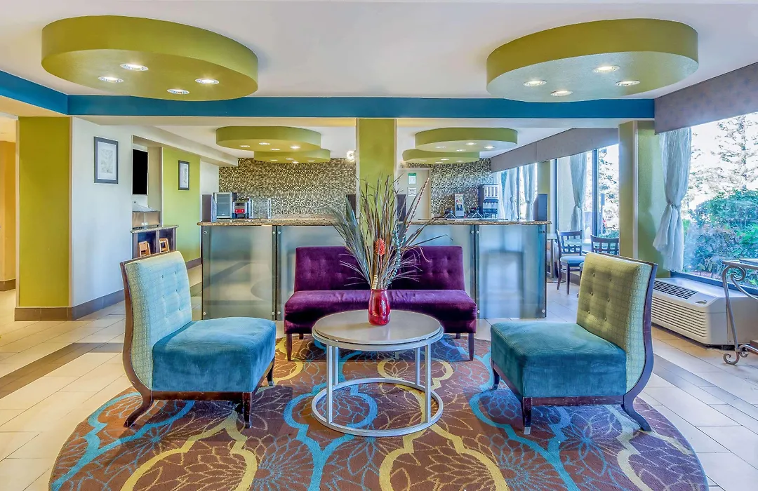 Oakland Airport Arena Hotel-1