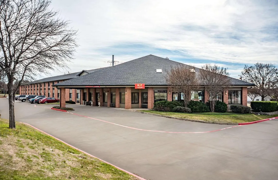 Econo Lodge Inn & Suites Mckinney - Plano North-1