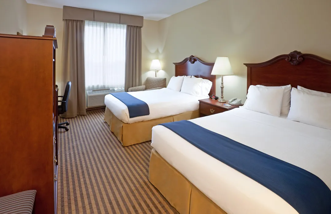Holiday Inn Express & Suites Waxahachie By Ihg-1