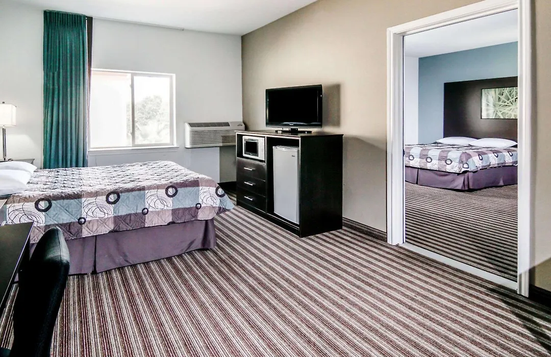 Super 8 By Wyndham Brenham Tx-1