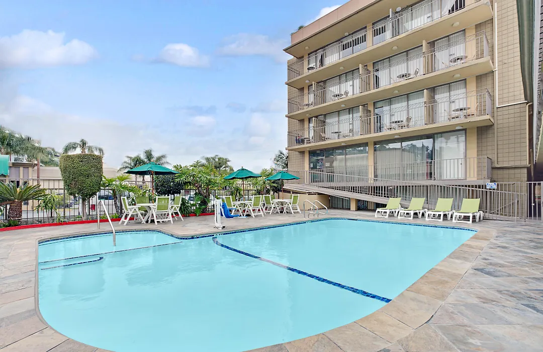 Vivo Flex Living Torrance-1