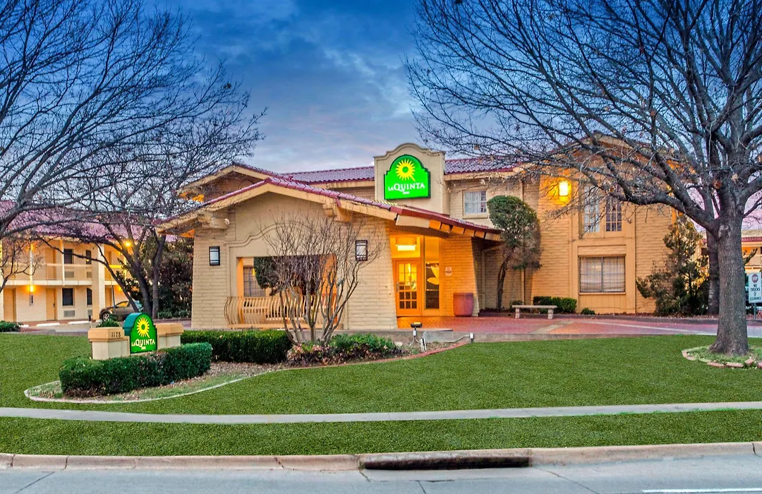La Quinta Inn & Suites By Wyndham Wichita Falls Airport Area-1
