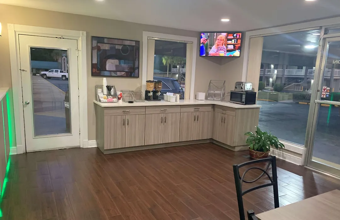 Super 8 By Wyndham Pensacola Nas Area-1