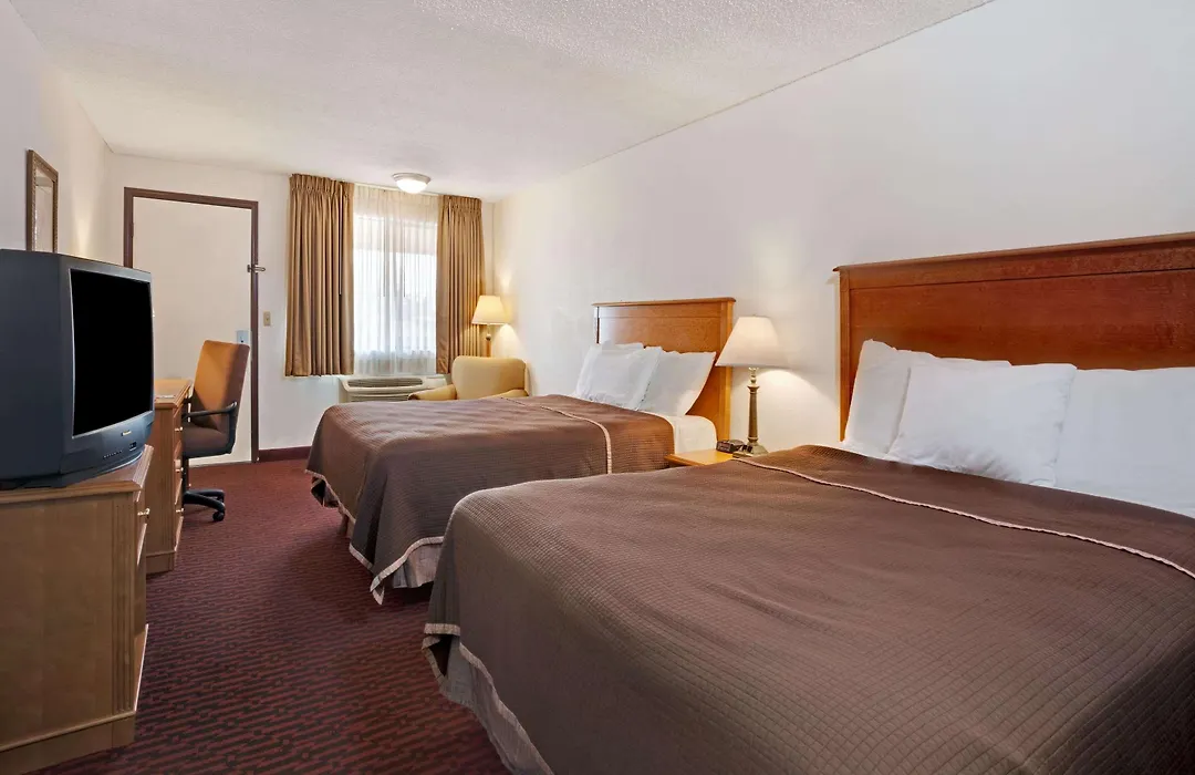 Howard Johnson By Wyndham Tallahassee-1