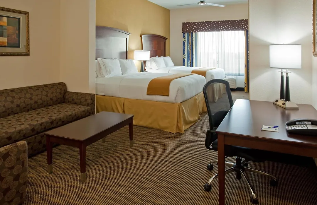 Holiday Inn Express & Suites Austin South-Buda By Ihg-1