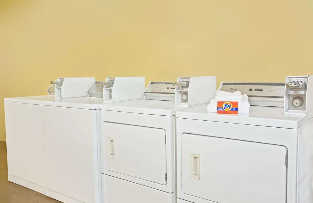 Days Inn By Wyndham Orlando Airport Florida Mall-1