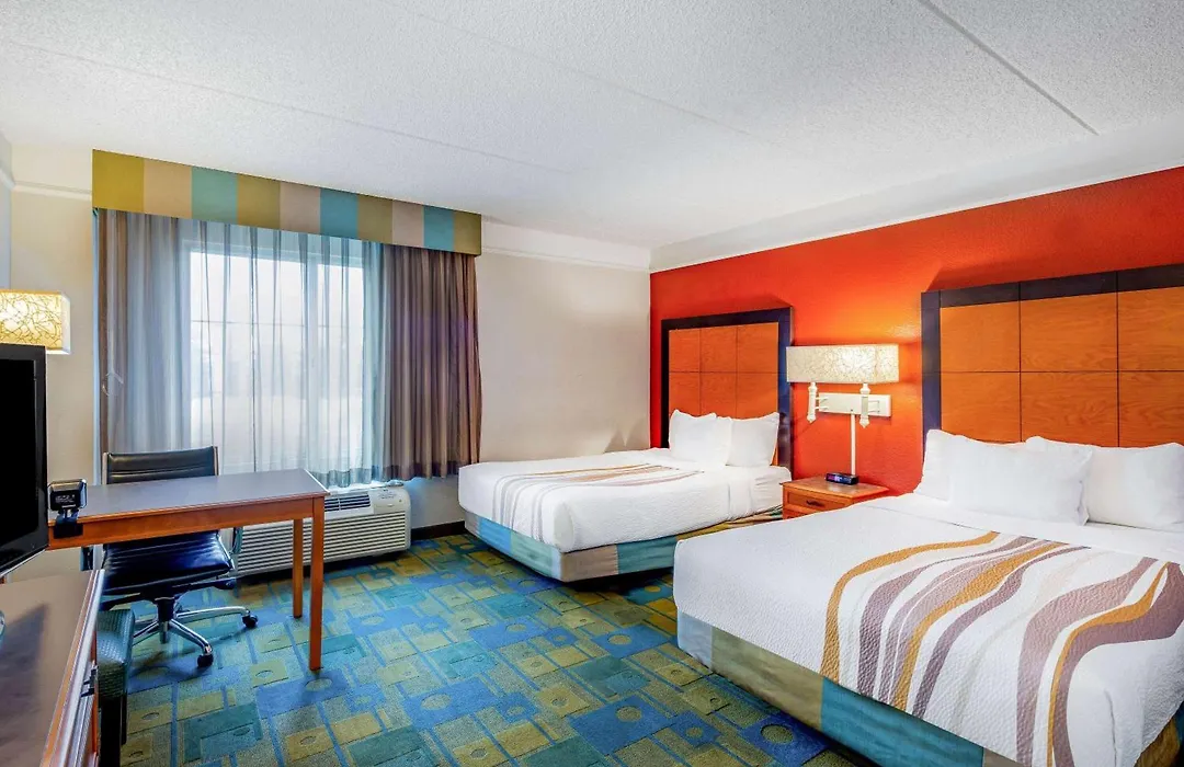 La Quinta Inn & Suites By Wyndham Fremont Silicon Valley-1