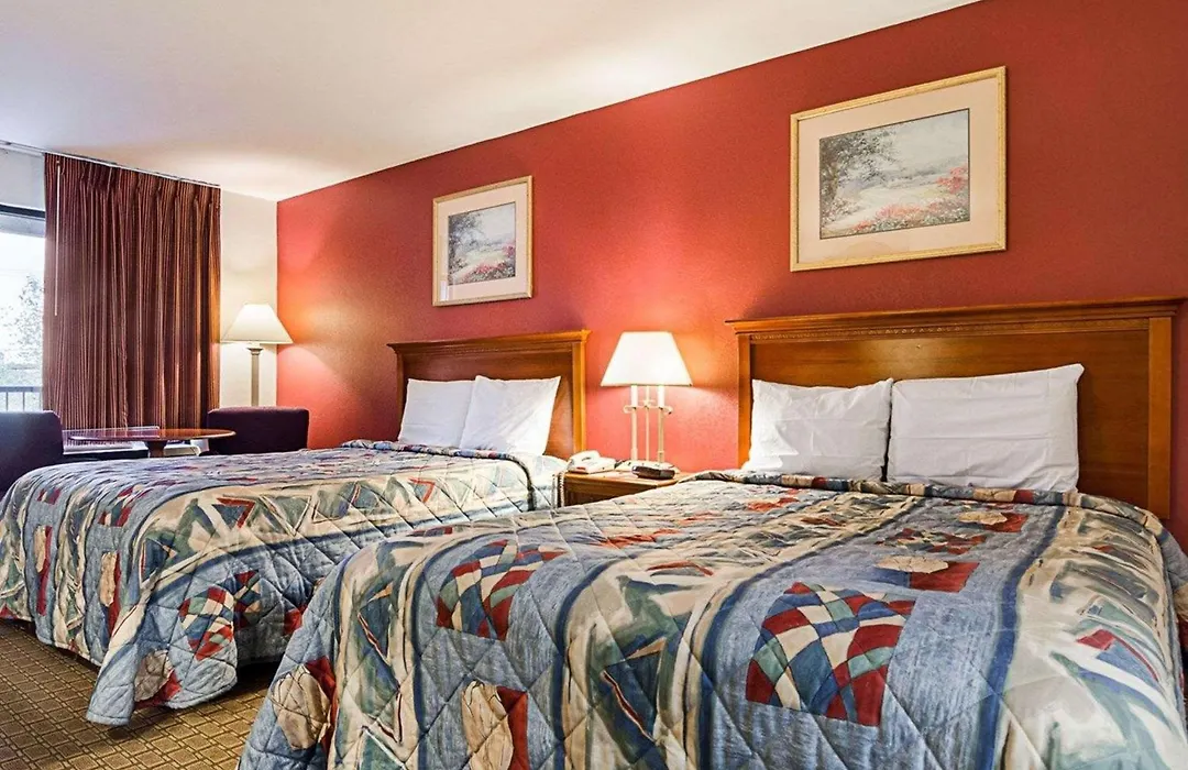 Econo Lodge Richmond North-1