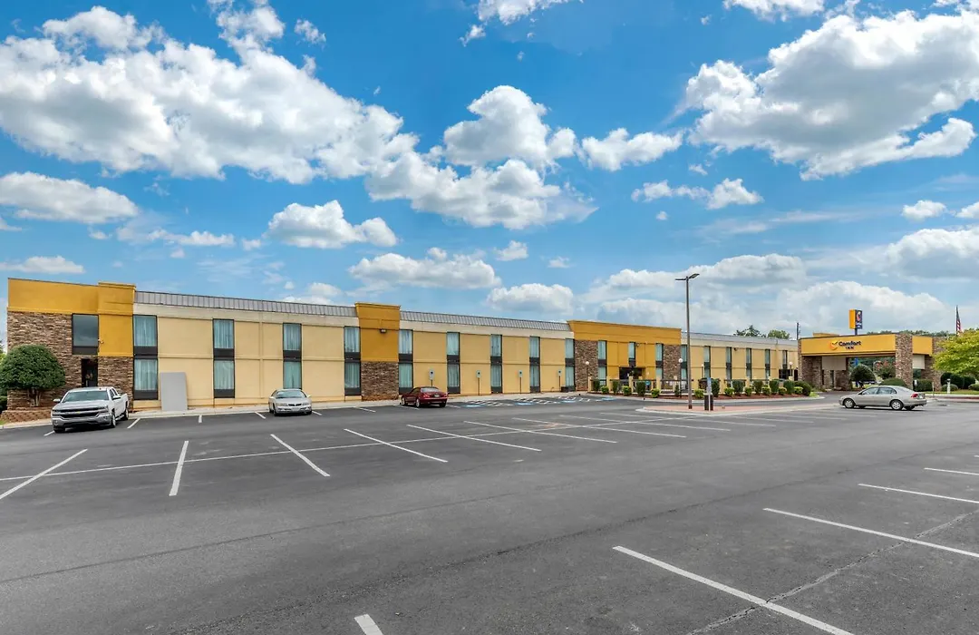 Comfort Inn Shelby-1
