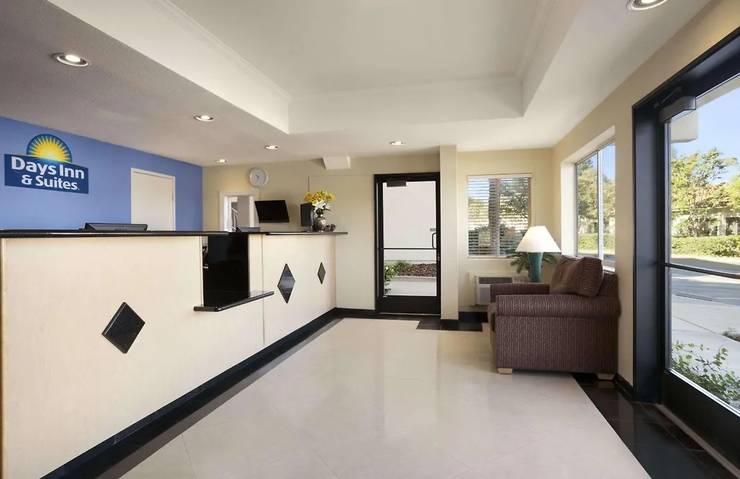 Days Inn & Suites By Wyndham Rancho Cordova-1