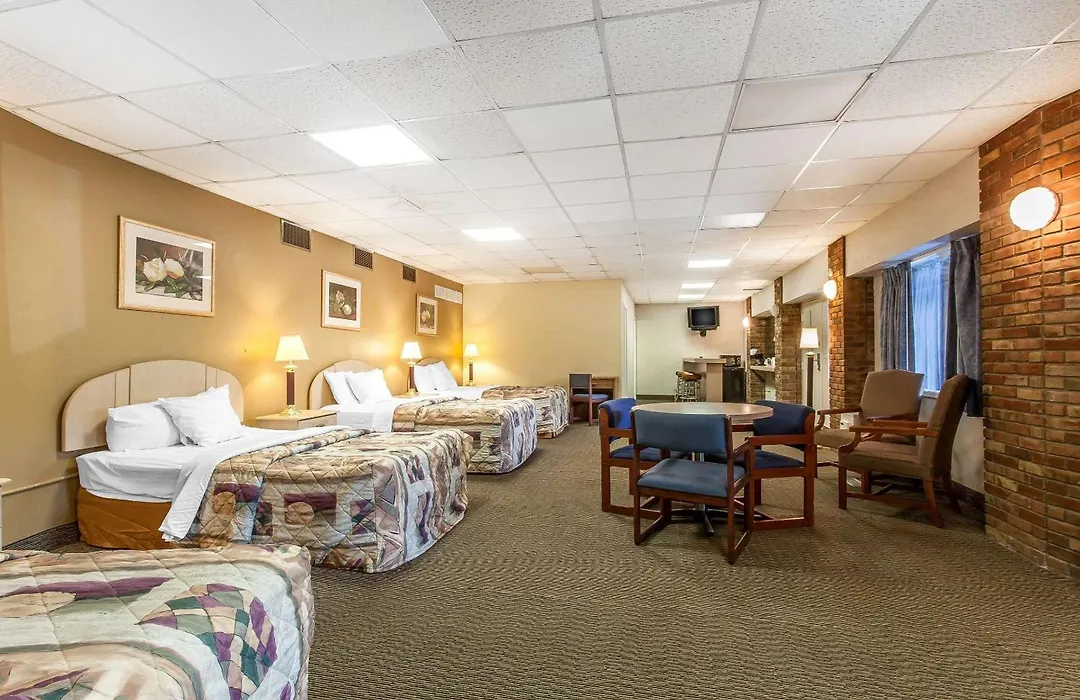 Rodeway Inn Sandusky North-1