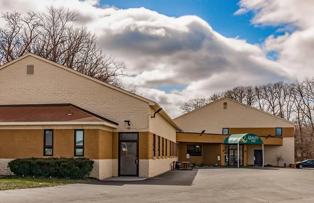 Quality Inn Schenectady - Albany-1