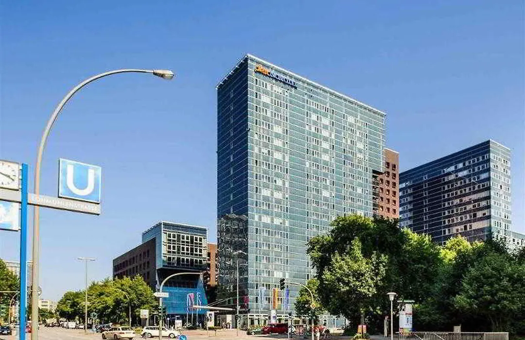 Novotel Suites Hamburg City-1