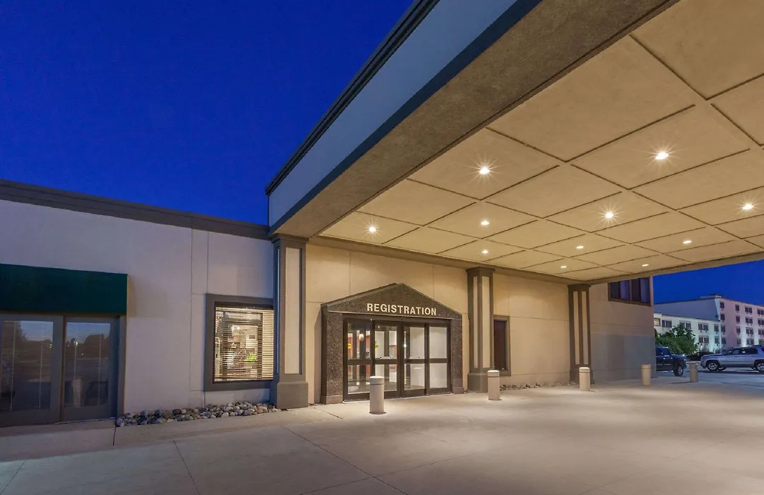 Wyndham Garden Sterling Heights-1