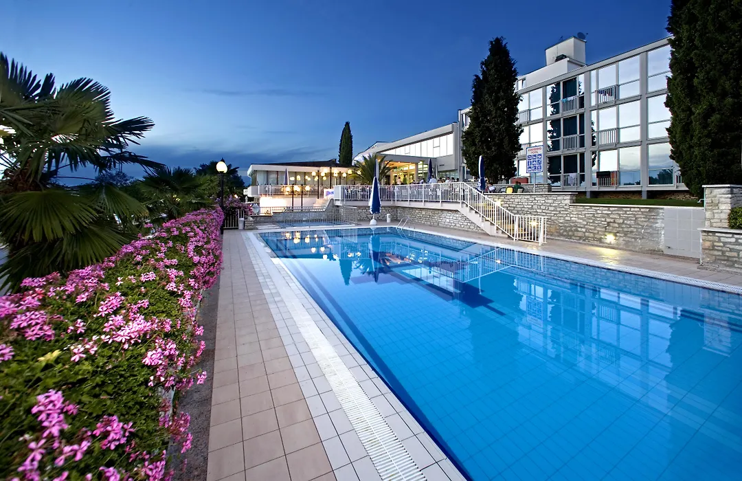 Hotel Zorna Plava Laguna-1
