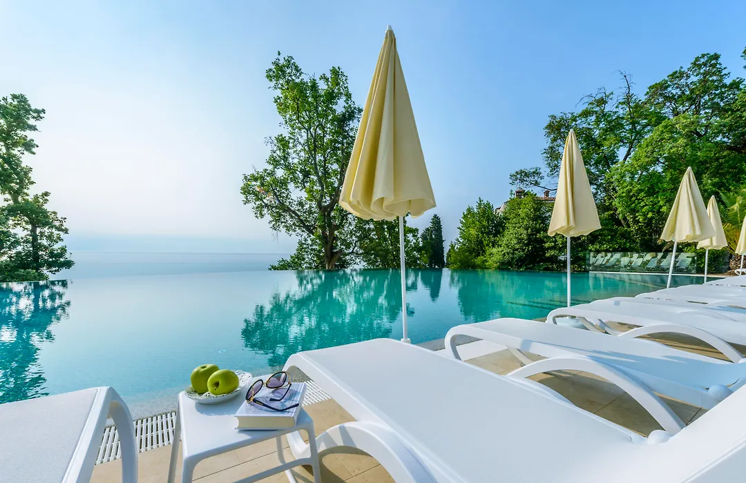 Grand Hotel Adriatic-1