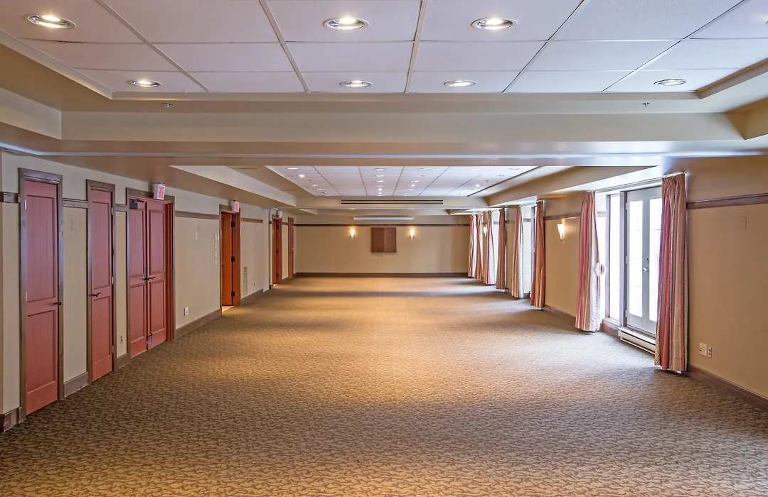 Holiday Inn Express & Suites Tremblant By Ihg-1