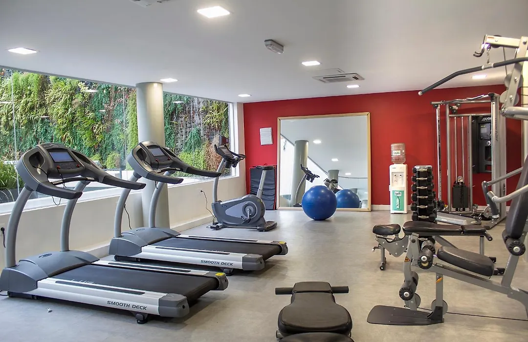 Regency Way Montevideo Hotel-1