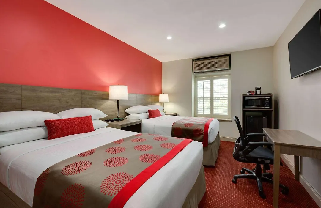 Ramada By Wyndham Oakland Downtown City Center-1