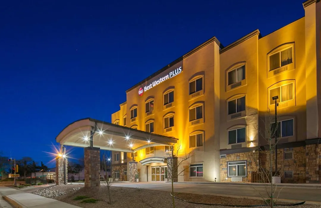 Best Western Plus Gallup Inn & Suites-1