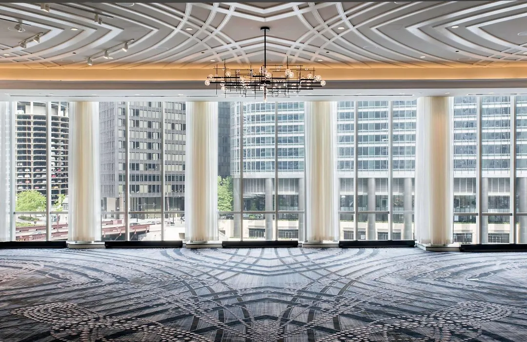 Londonhouse Chicago, Curio Collection By Hilton-1