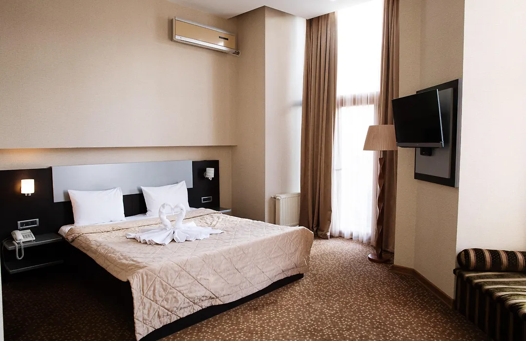 Austin Hotel Baku-1