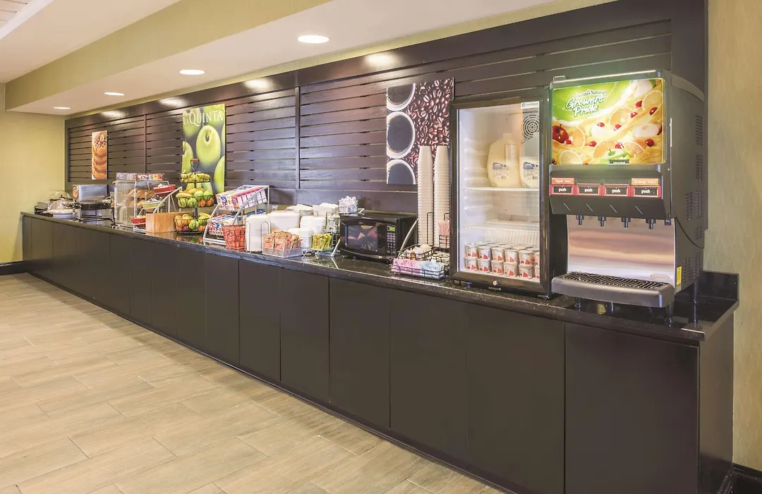 Holiday Inn Express St. Louis Arpt - Maryland Hgts, An Ihg Hotel-1